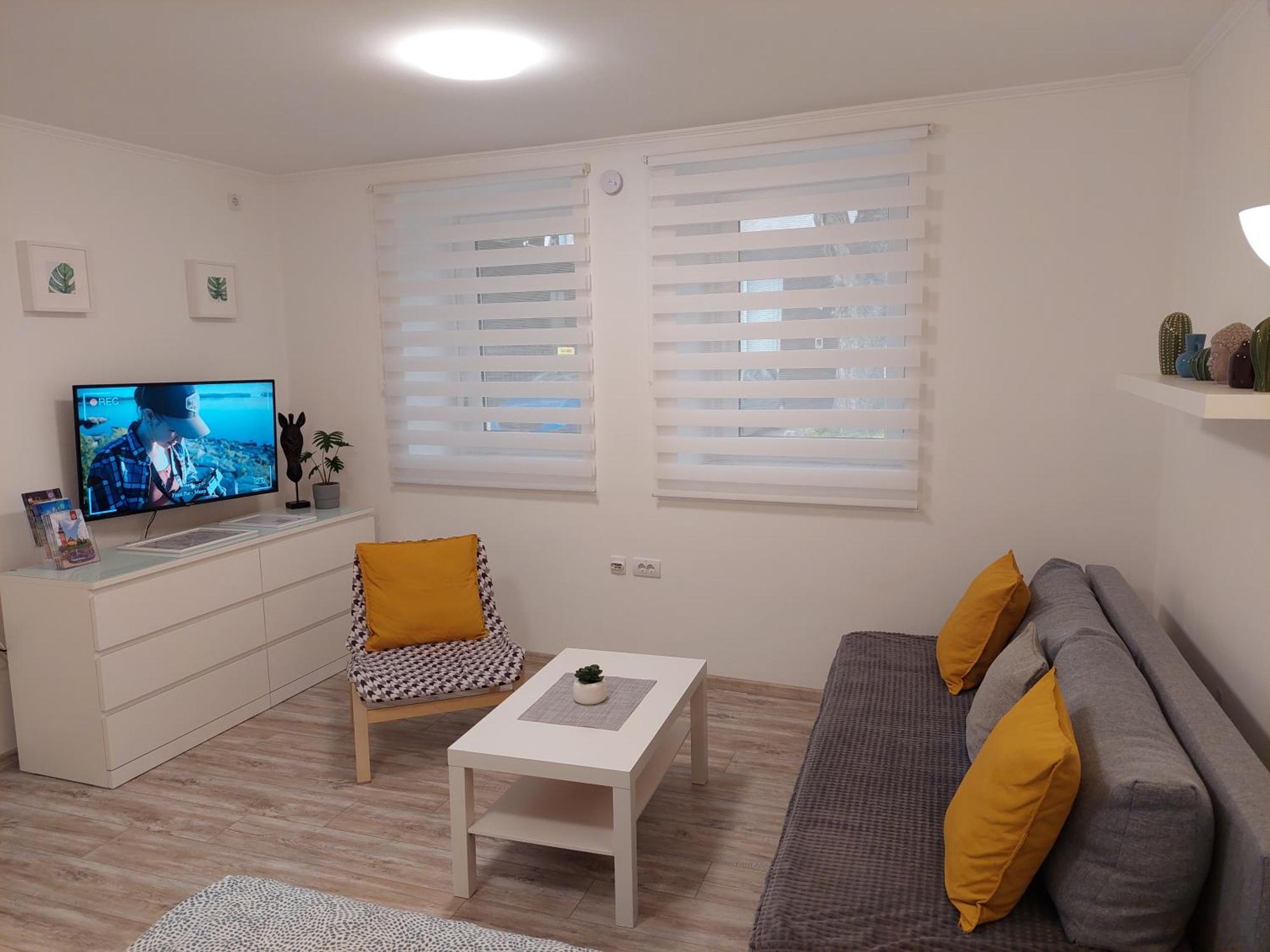 Street Apartment Суботиця Екстер'єр фото